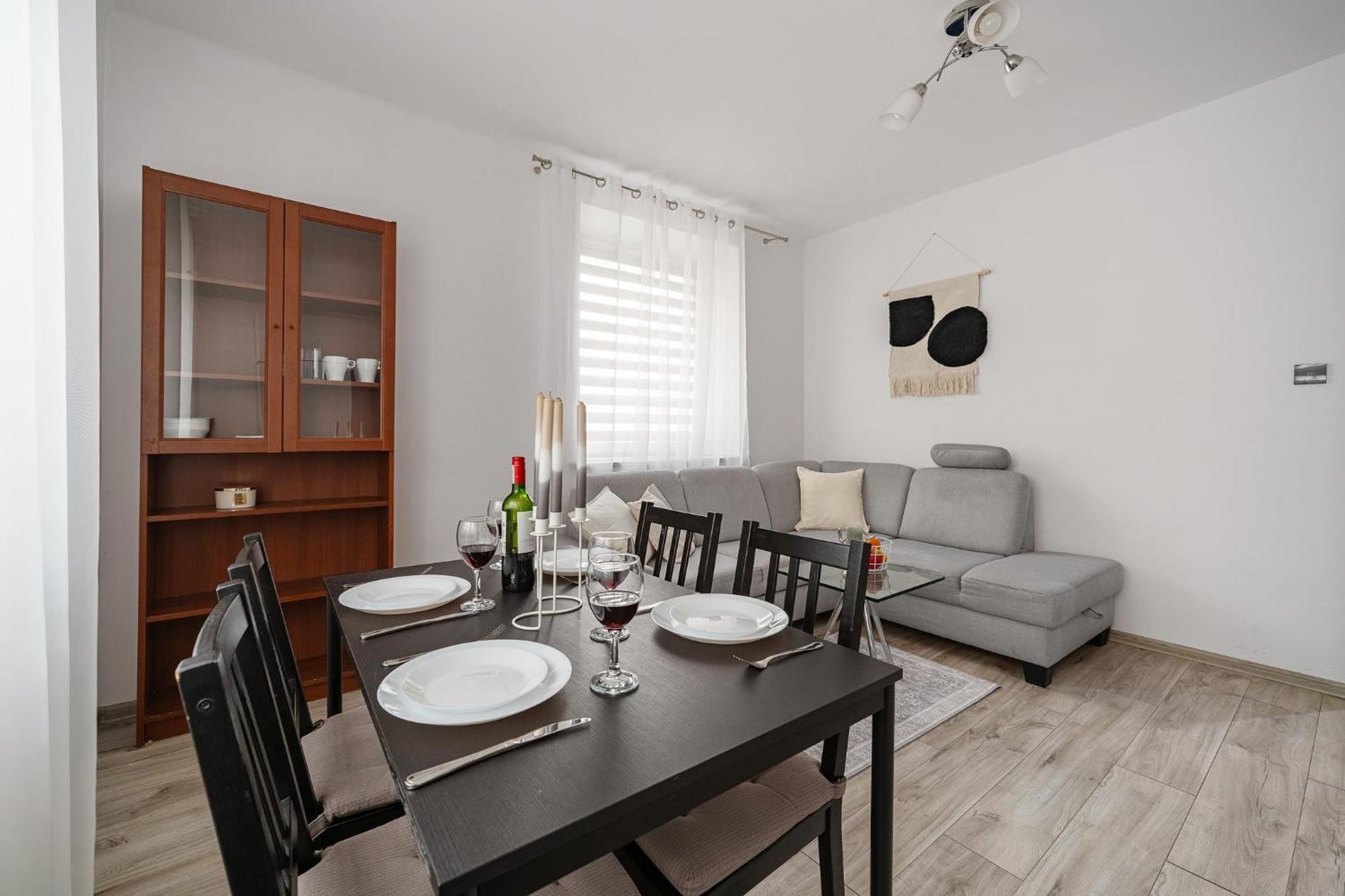 Apartament Large In Wola Near The Center Warszawa